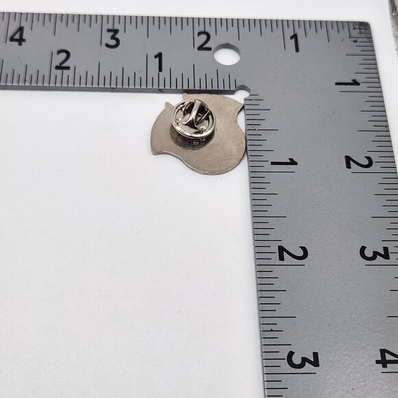 United States Air Force Lapel Pin Hat Pin Tie Tack USAF Symbol w/ 2 US Flags - Picture 3 of 3